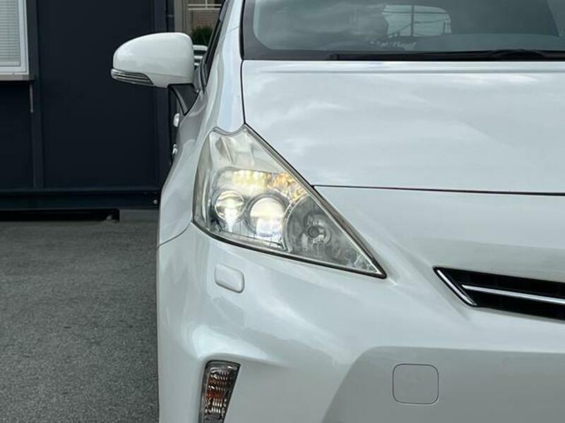 PRIUS ALPHA