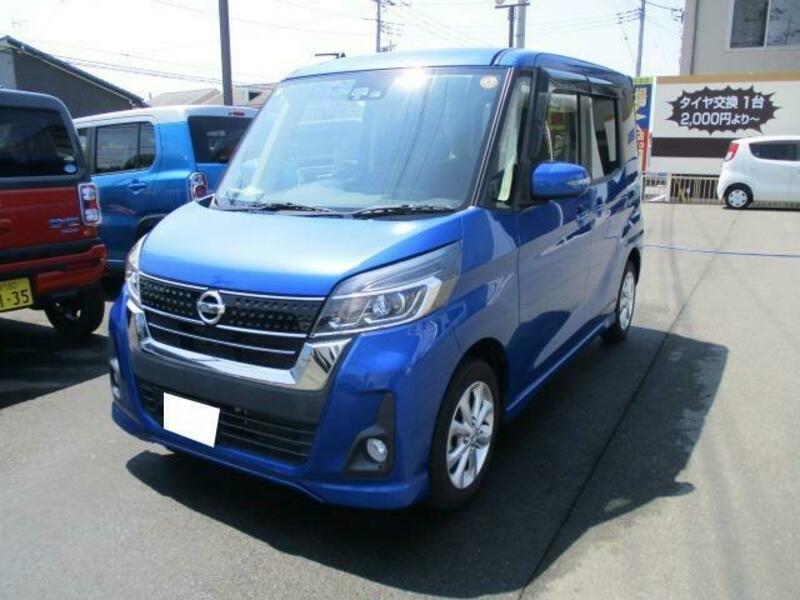 NISSAN DAYZ ROOX