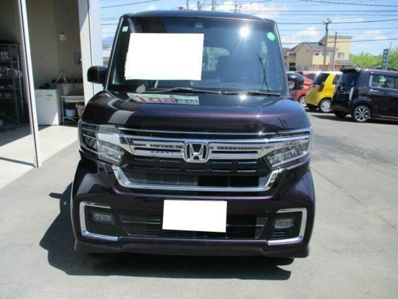 N BOX CUSTOM