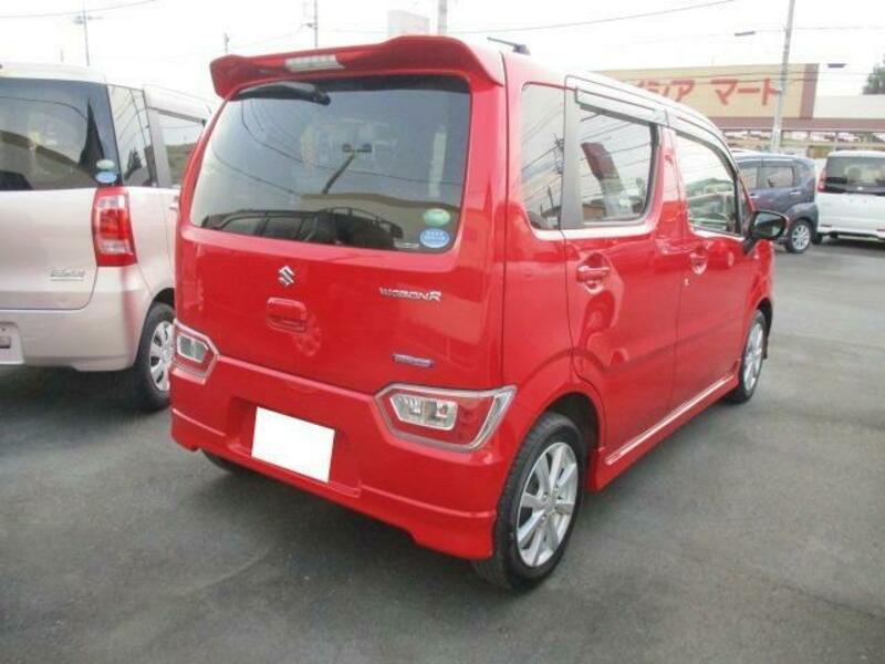 WAGON R