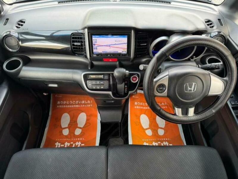 N BOX CUSTOM