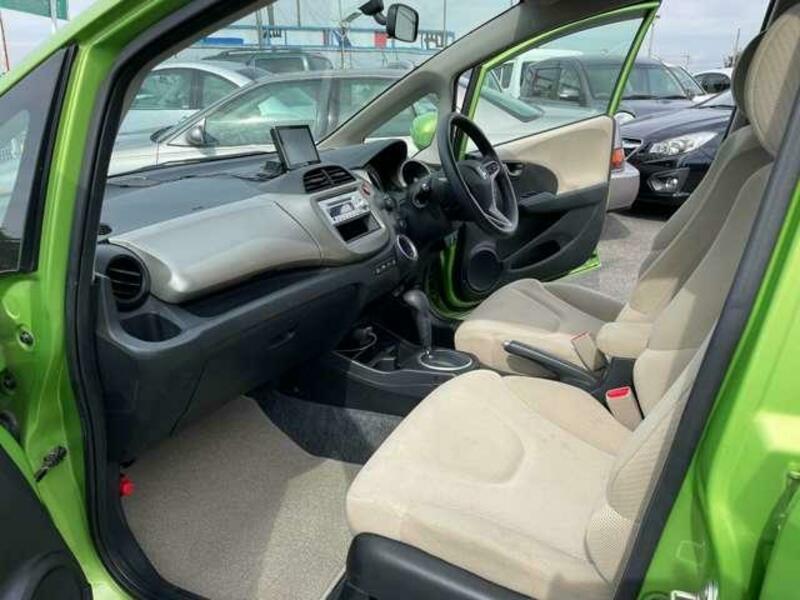 FIT HYBRID