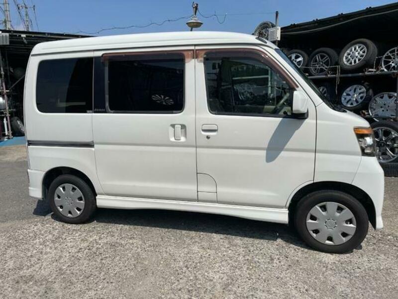 ATRAI WAGON