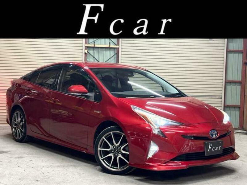 TOYOTA PRIUS