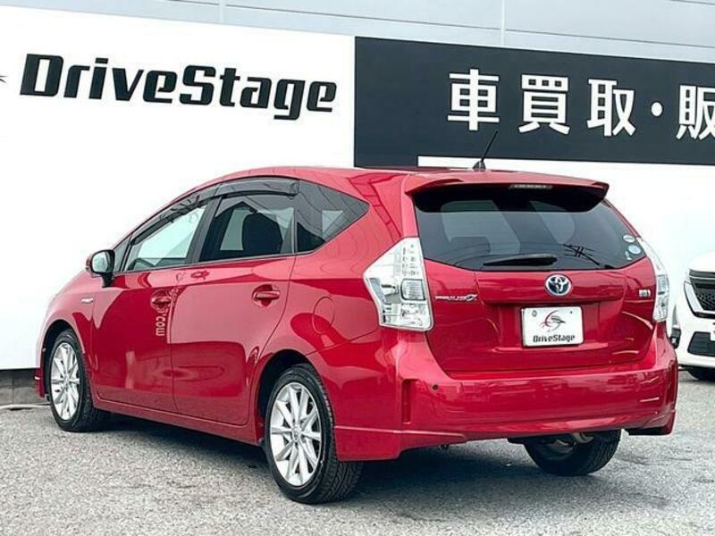 PRIUS ALPHA