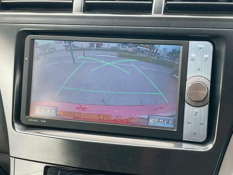 PRIUS ALPHA