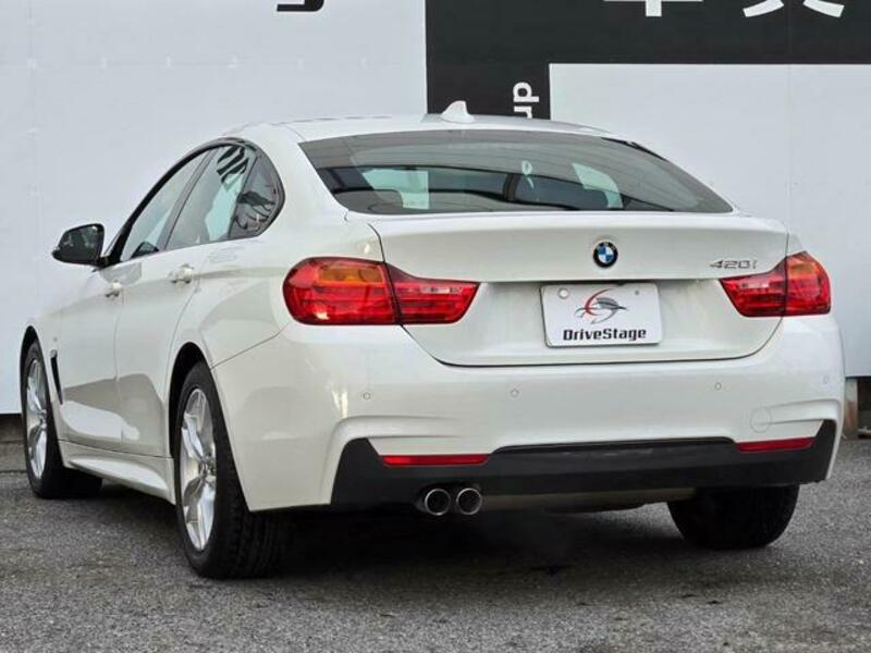 4 SERIES