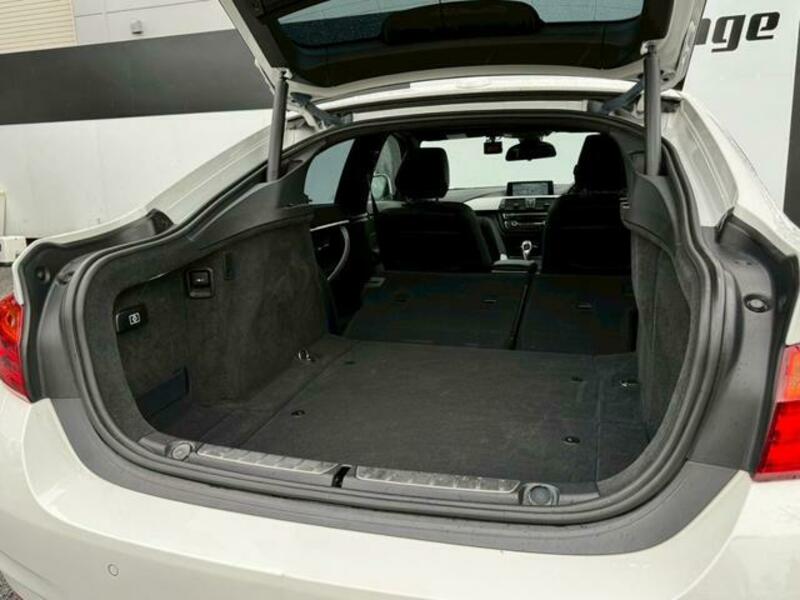4 SERIES
