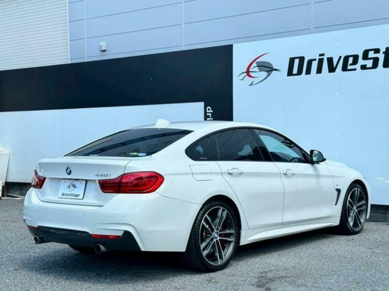 4 SERIES