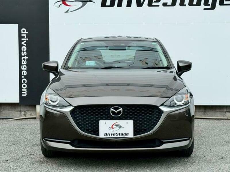 MAZDA2