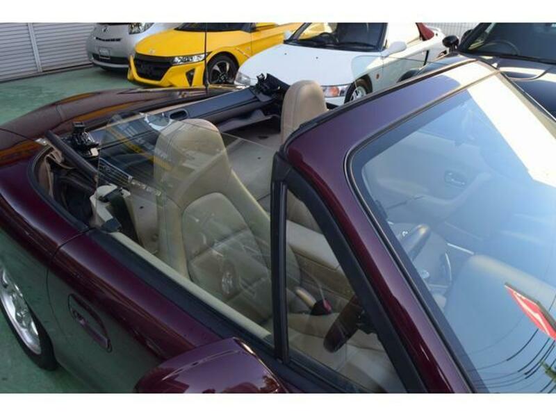 ROADSTER