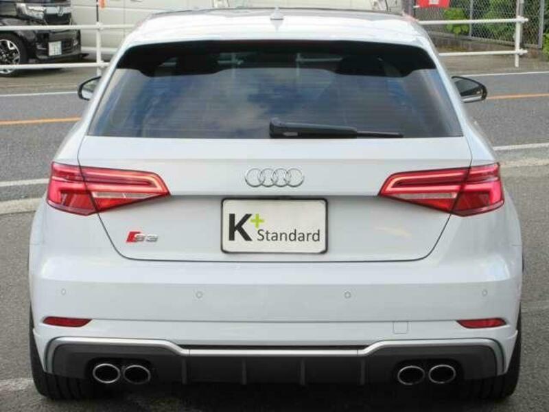 S3