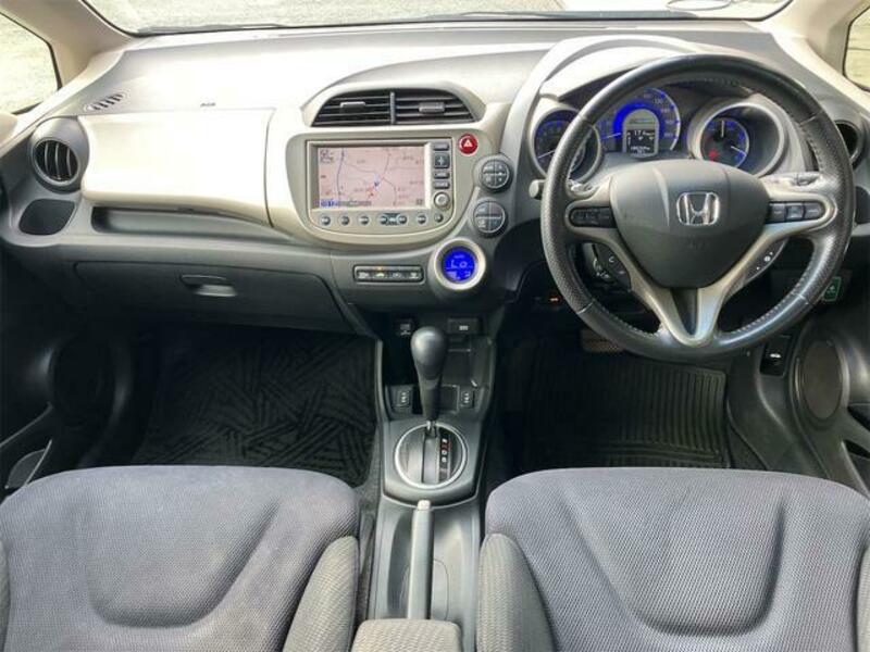 FIT HYBRID