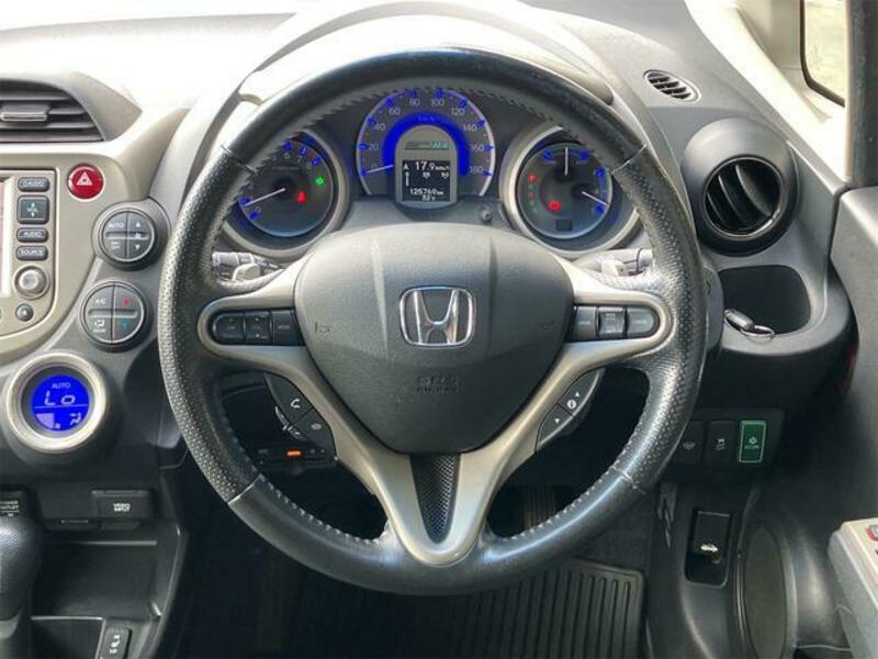 FIT HYBRID