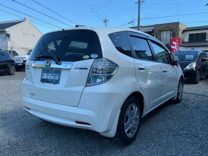 FIT HYBRID