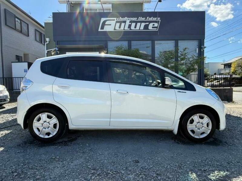 FIT HYBRID