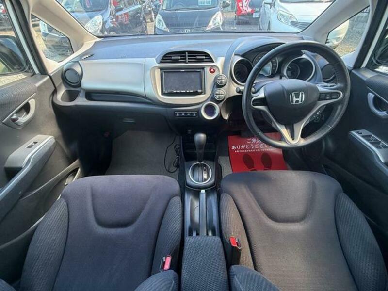 FIT HYBRID