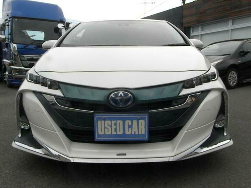 PRIUS PHV