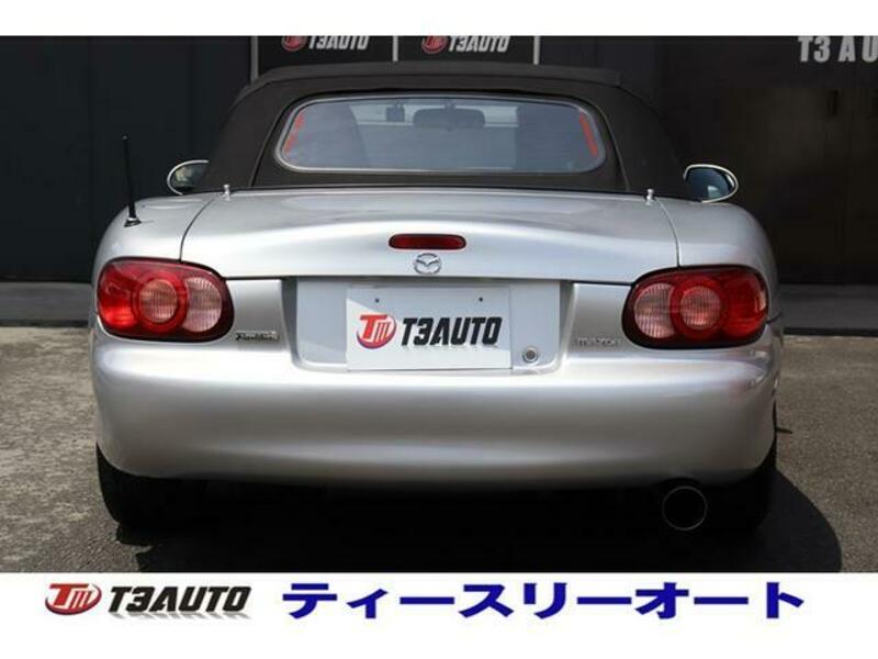 ROADSTER