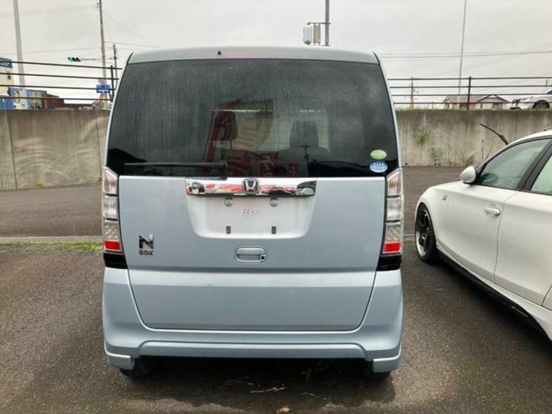 N BOX