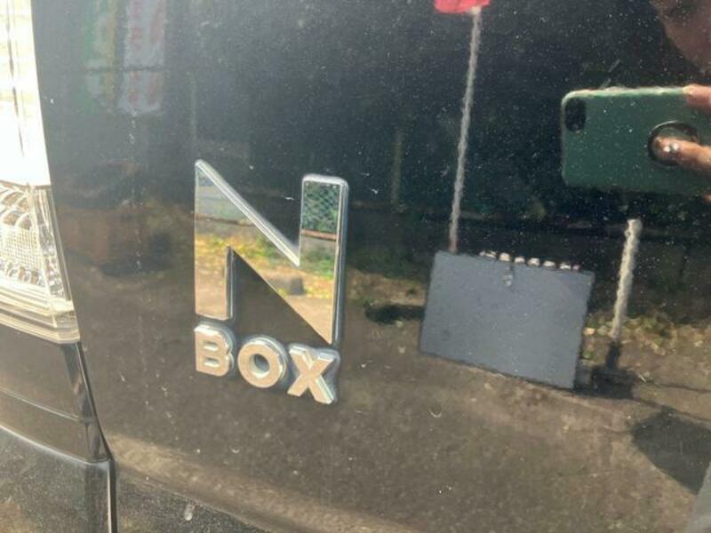 N BOX CUSTOM