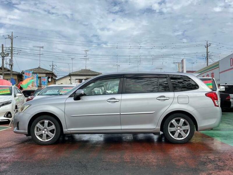 COROLLA FIELDER