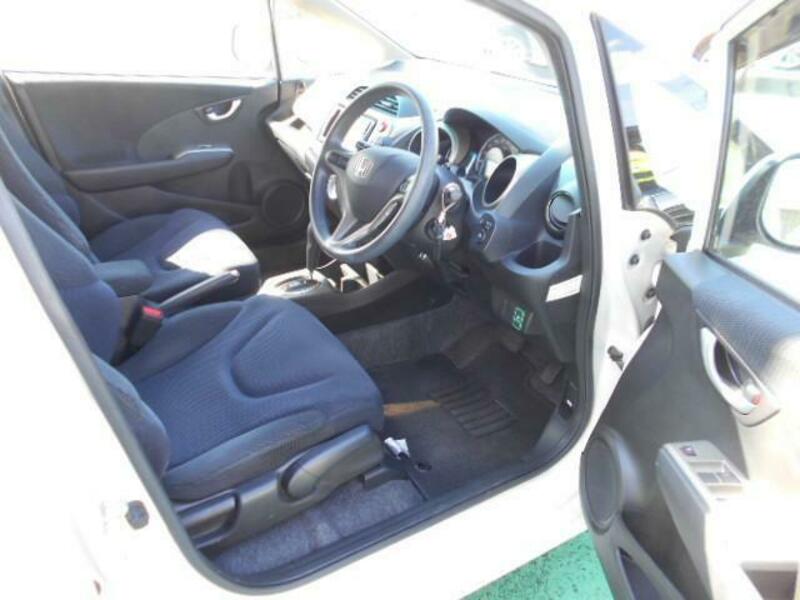 FIT HYBRID