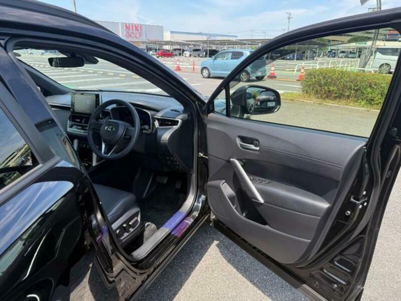 COROLLA CROSS