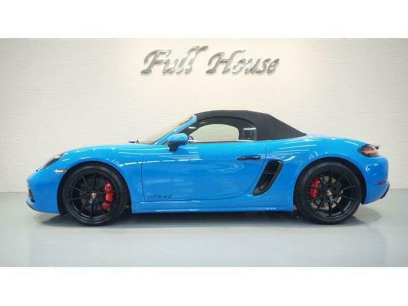 PORSCHE 718 BOXSTER