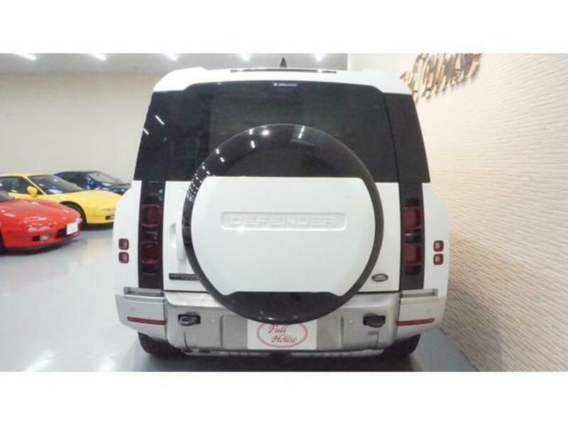 DEFENDER