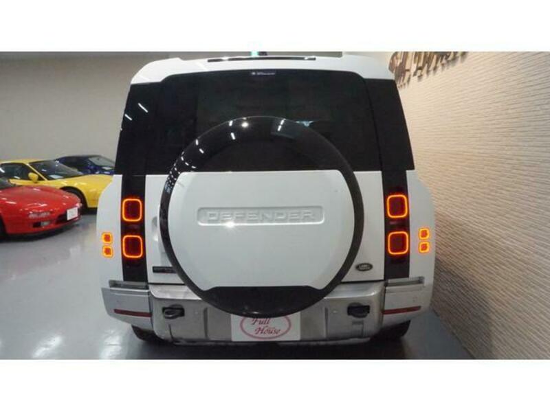 DEFENDER