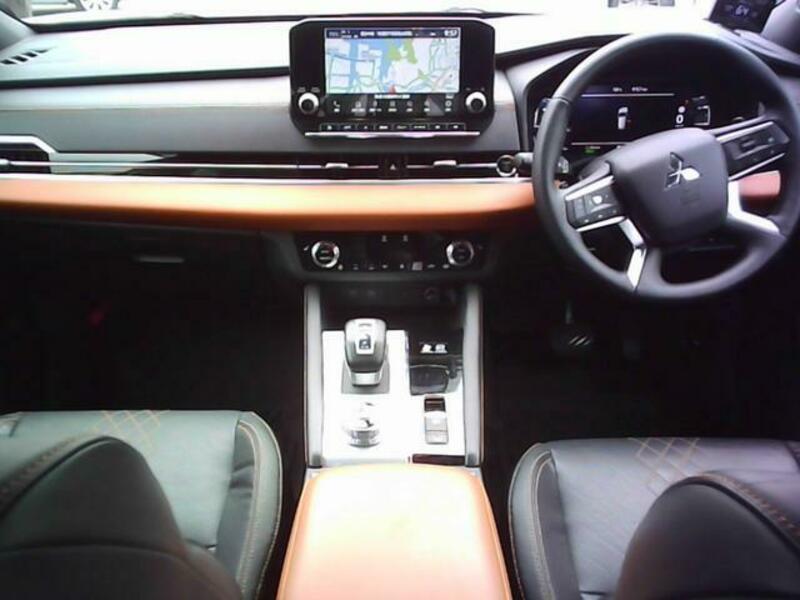 OUTLANDER PHEV