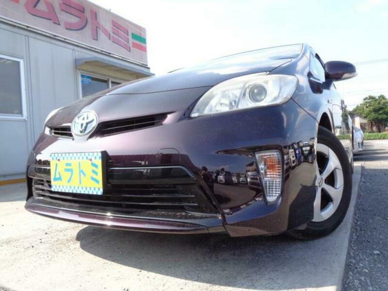 TOYOTA PRIUS