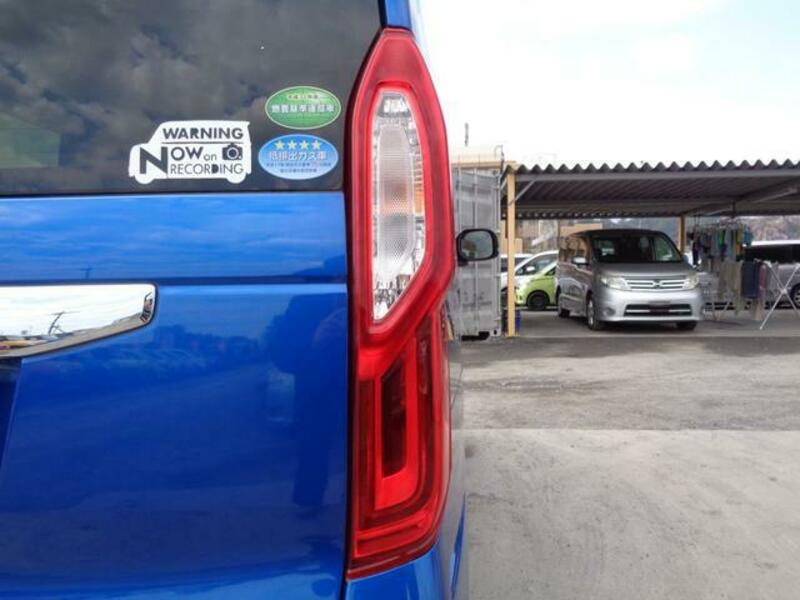 N BOX