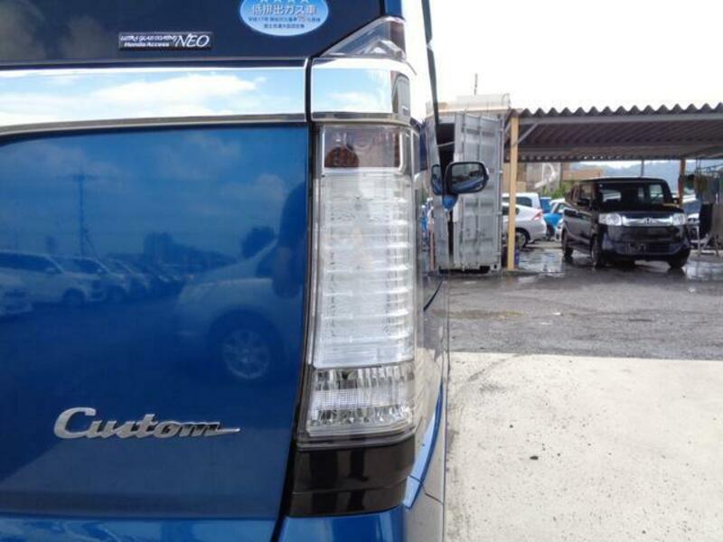 N BOX CUSTOM