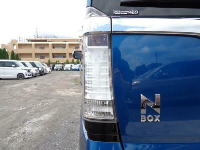 N BOX CUSTOM