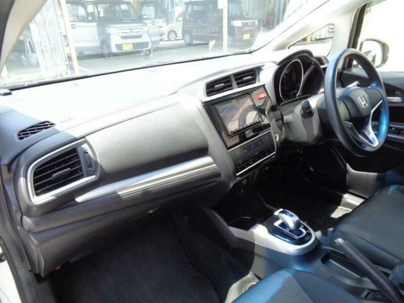 FIT HYBRID