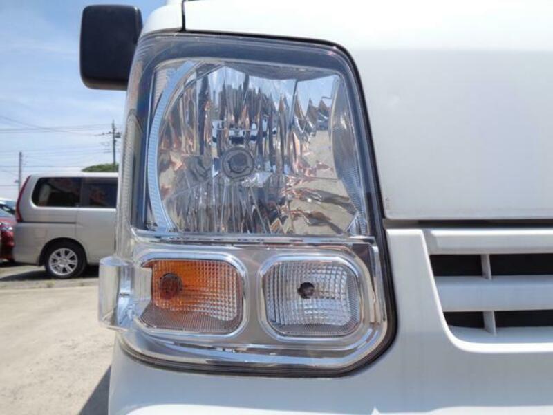 MINICAB VAN