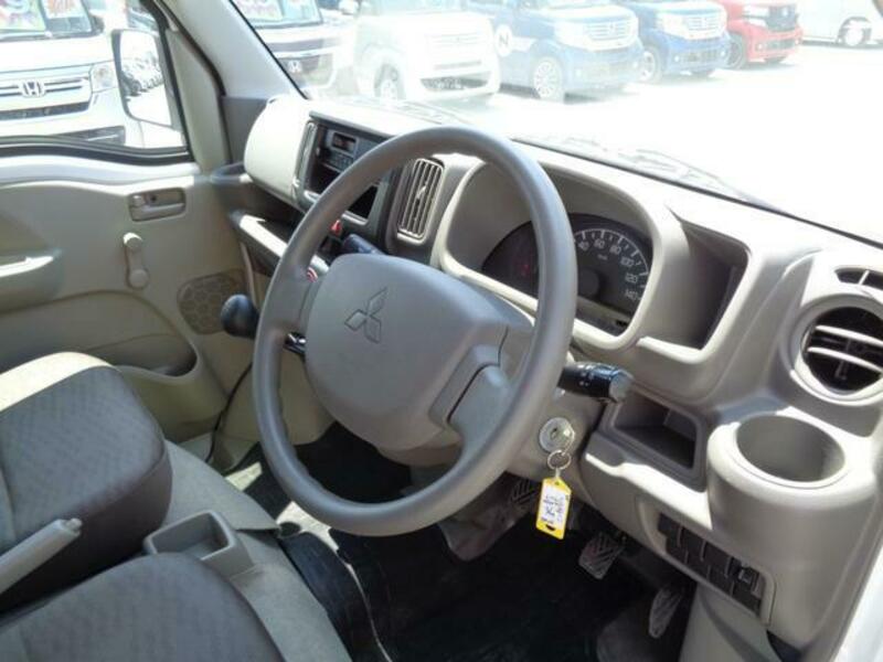 MINICAB VAN