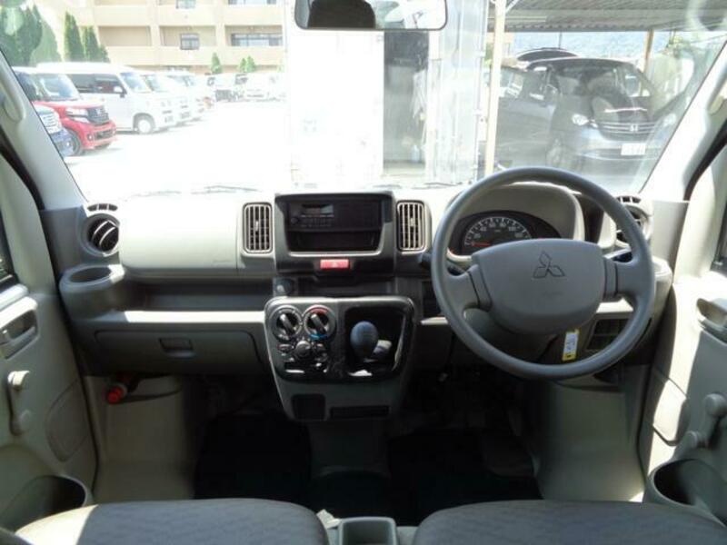 MINICAB VAN