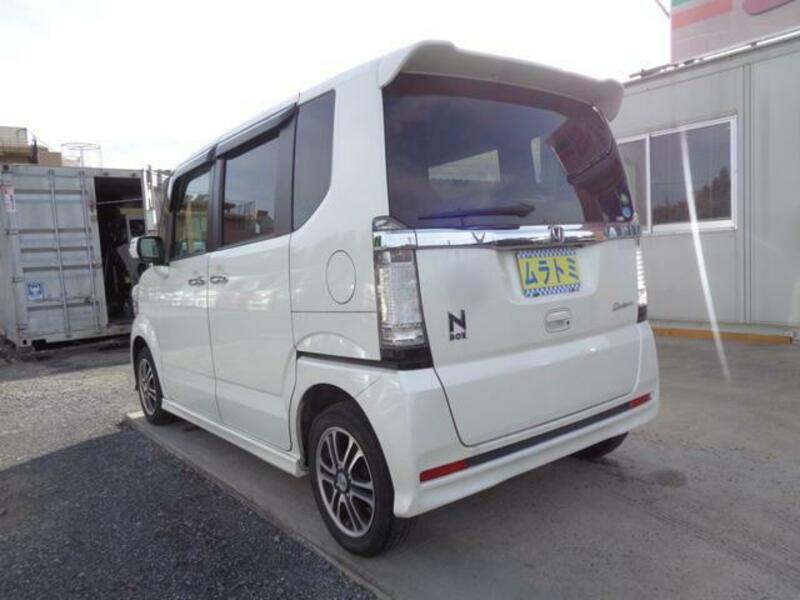 N BOX CUSTOM
