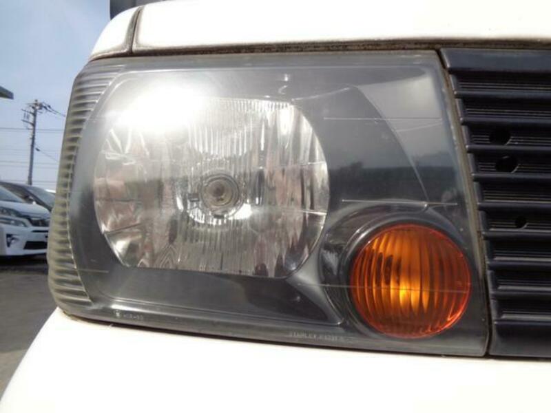 MINICAB VAN