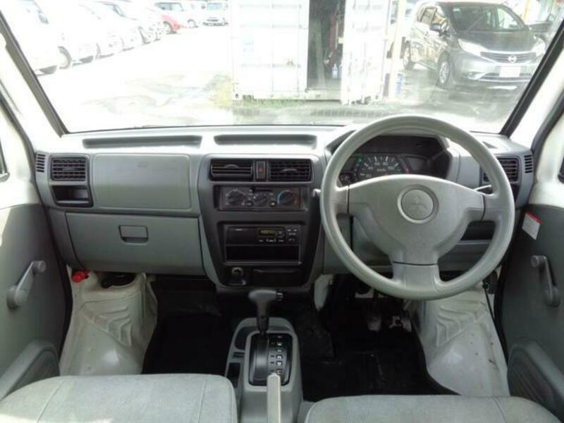 MINICAB VAN