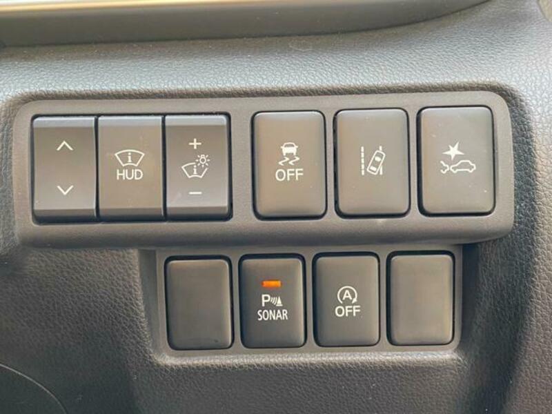 ECLIPSE CROSS