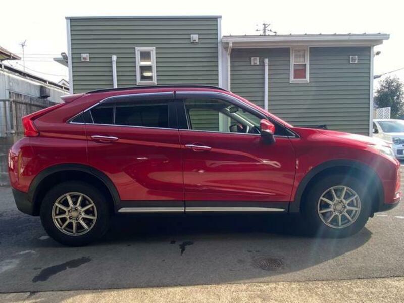ECLIPSE CROSS