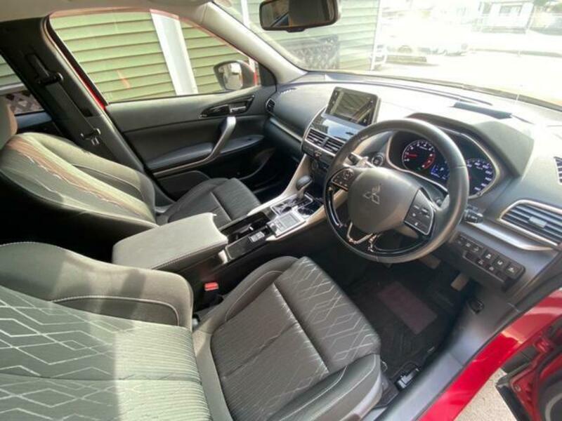 ECLIPSE CROSS