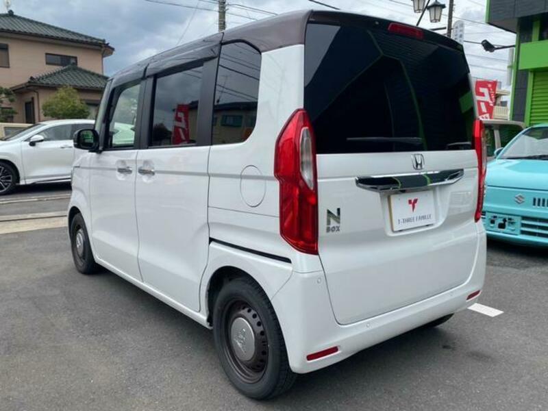 N BOX