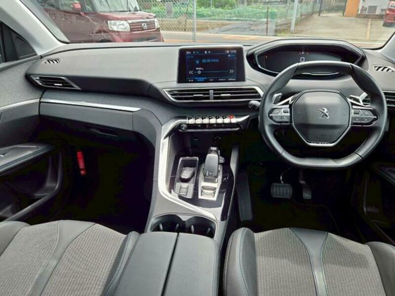 3008