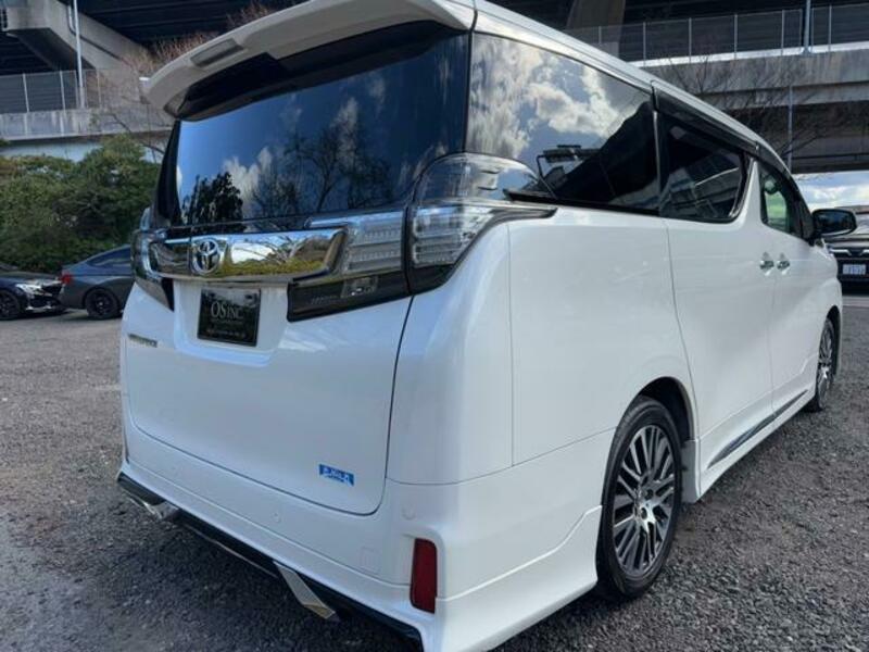 VELLFIRE
