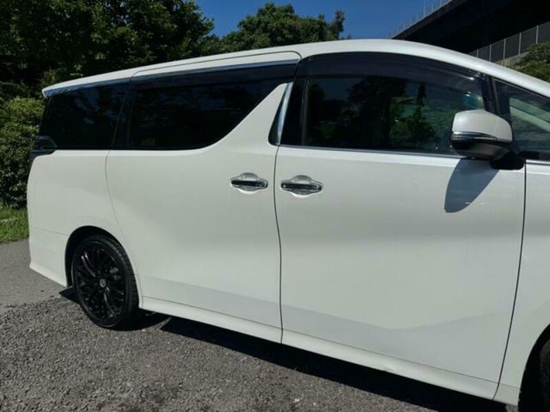 VELLFIRE